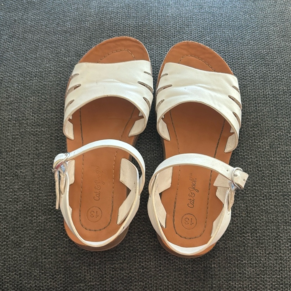 Cat and Jack white and brown sandals size 13 for kids (6/7 year olds)
